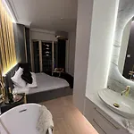 Apartment Vipwarsawapartments Pl Gold Mennica Warschau