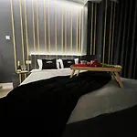 Vipwarsawapartments Pl Gold Mennica Apartment Warschau
