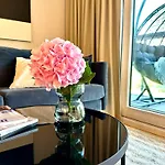 Vipwarsawapartments Pl Gold Mennica
