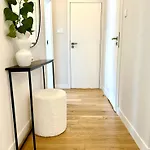 Vipwarsawapartments Pl Gold Mennica Apartment Warschau