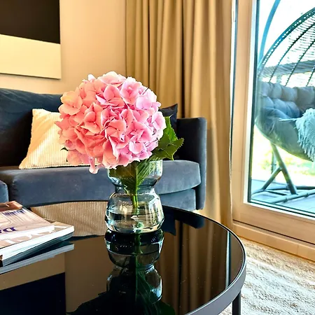 Vipwarsawapartments Pl Gold Mennica