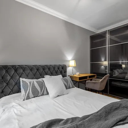 Vipwarsawapartments Pl Gold Mennica Daire