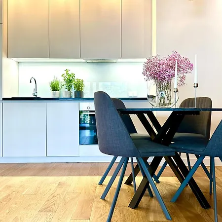 Vipwarsawapartments Pl Gold Mennica *